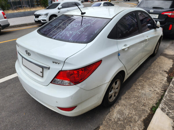 2014 Hyundai Accent 1.4 VVT AT Gasoline White - Image 3