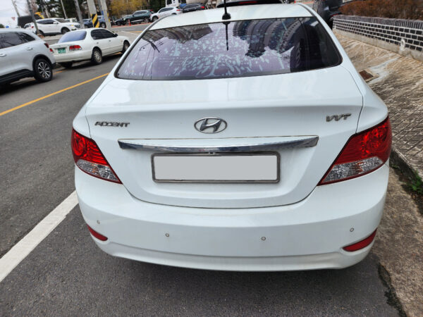 2014 Hyundai Accent 1.4 VVT AT Gasoline White - Image 4