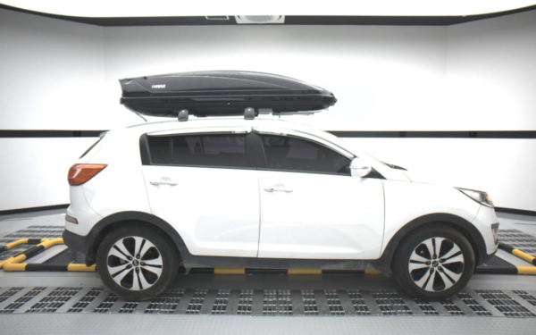 2011 Sportage R diesel R2.0 2WD TLX Highest Model White - Image 2