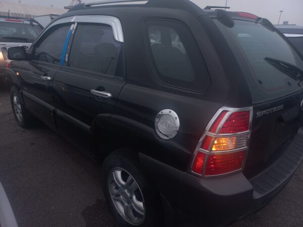 2005 KIA Sportage Black - Image 3