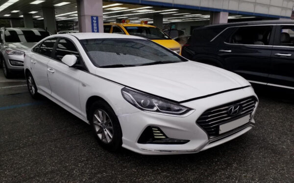 2018 Sonata LF New Rise LPi rental car Style White