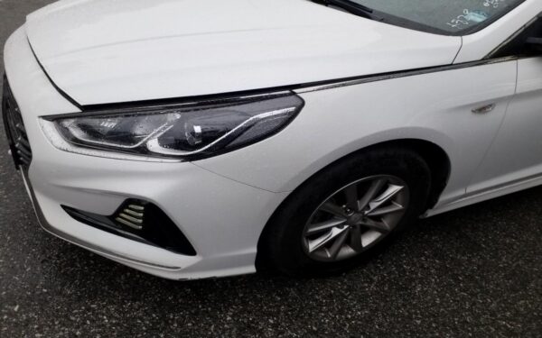 2018 Sonata LF New Rise LPi rental car Style White - Image 5