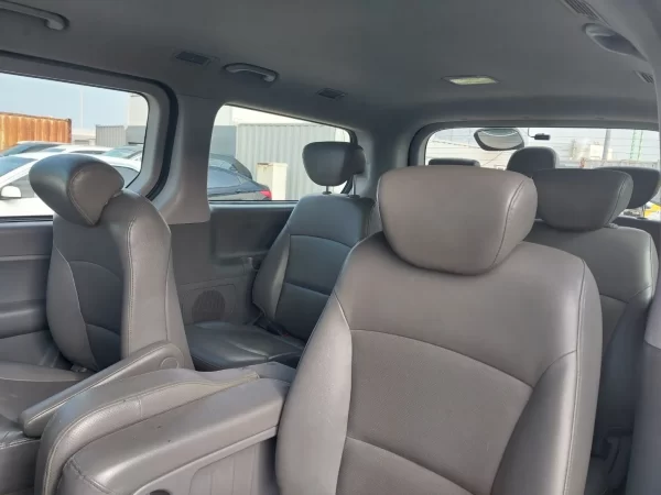 2014 STAREX 12 seats A/T Diesel WHITE - Image 8