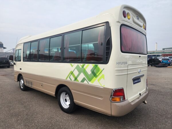 2011 County 29seats 160 HP Long Body Diesel Beige &Brown - Image 6