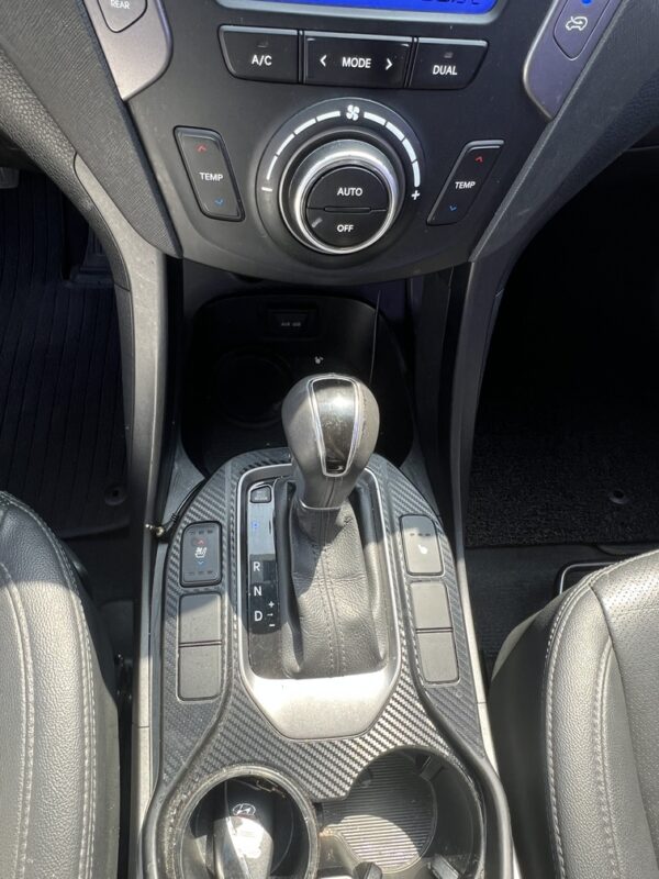 2014 Hyundai SantaFe Silver 2WD - Image 21