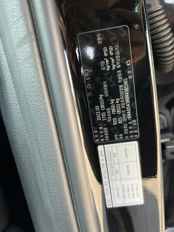 2022 Kia K5 GT Black - Image 21