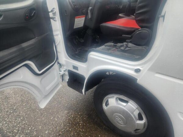 2012 County Long Body 29seat 160HP Diesel White - Image 6